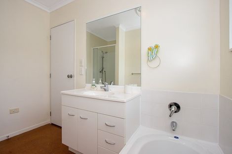 Photo of property in 5 Longboard Drive, Waihi Beach, 3611