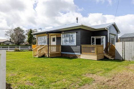 Photo of property in 1 Sedcole Street, Pahiatua, 4910
