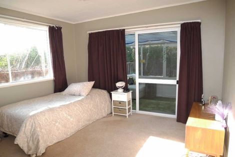 Photo of property in 33 Tui Road, Raumati Beach, Paraparaumu, 5032