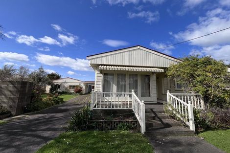 Photo of property in 33 Mcleod Road, Henderson, Auckland, 0612