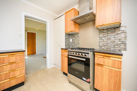 Photo of property in 28 Buick Crescent, Awapuni, Palmerston North, 4412