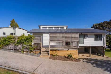 Photo of property in 9 Christa Court, Whitianga, 3510