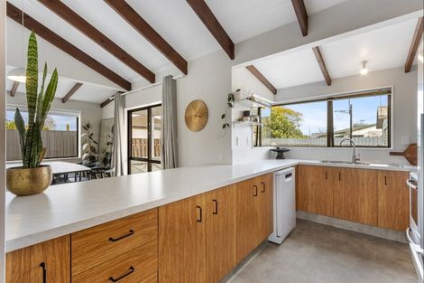 Photo of property in 1244 Louie Street, Parkvale, Hastings, 4122