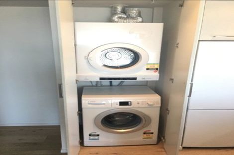 Photo of property in 2 White Road, Manurewa, Auckland, 2102