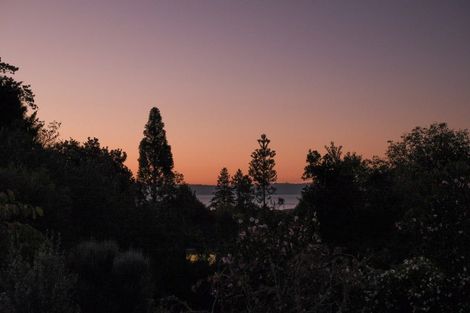 Photo of property in 2 Highfield Place, Lynmore, Rotorua, 3010