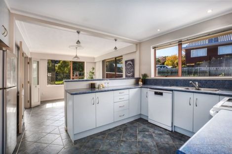 Photo of property in 6 Romesdale Road, Papakowhai, Porirua, 5024