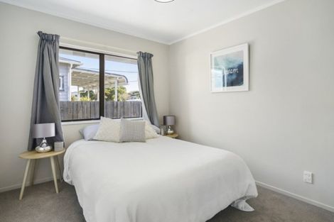Photo of property in 20 Elizabeth Street, Moera, Lower Hutt, 5010