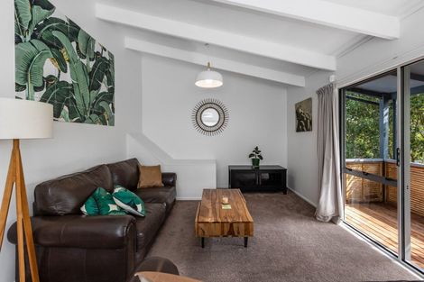 Photo of property in 4/191 Titirangi Road, Titirangi, Auckland, 0604