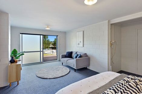 Photo of property in 7 Napier Grove, Waikanae Beach, Waikanae, 5036