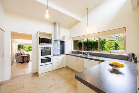 Photo of property in 72 Puketapu Road, Taradale, Napier, 4112