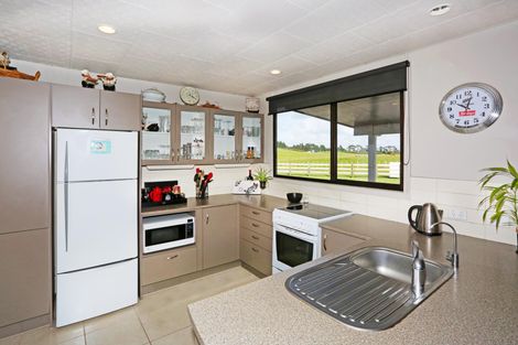 Photo of property in 110 Reid Road, Glenbrook, Waiuku, 2681