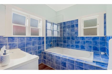 Photo of property in 17 Mount Royal Avenue, Mount Albert, Auckland, 1025
