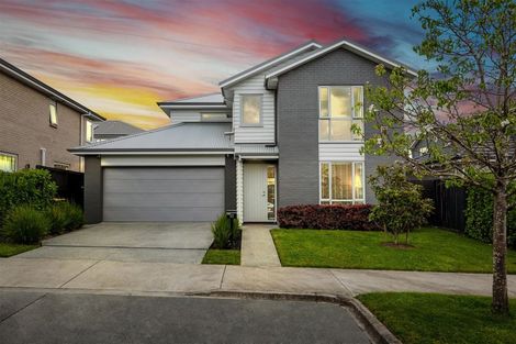 Photo of property in 22 Samuel Cassidy Avenue, Swanson, Auckland, 0614