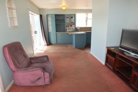 Photo of property in 5 Norbiton Road, Foxton, 4814