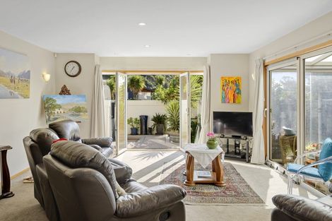 Photo of property in 27 Augusta Street, Redcliffs, Christchurch, 8081