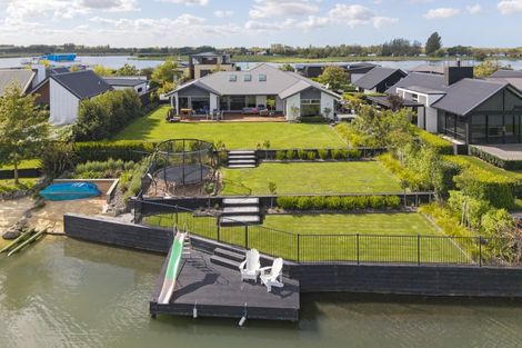 Photo of property in 13 Waterton Point, Huntingdon, Ashburton, 7774