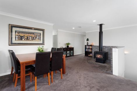 Photo of property in 2 Panorama Place, Coastlands, Whakatane, 3120