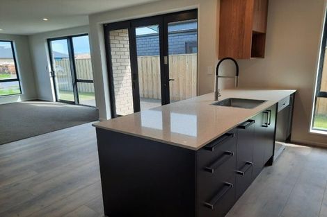 Photo of property in 19 Nathaniel Archer Street, Woodend, 7610