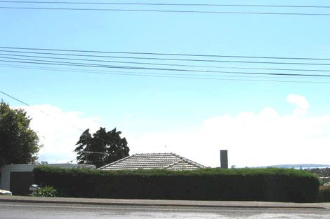 Photo of property in 2/65 Carlisle Road, Torbay, Auckland, 0630