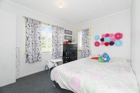 Photo of property in 28 Trimdon Street, Randwick Park, Auckland, 2105