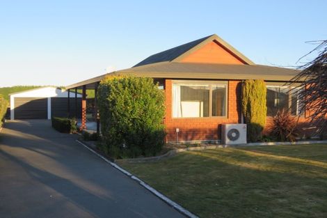 Photo of property in 17 Grove Street, Tinwald, Ashburton, 7700