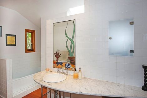 Photo of property in 374 Whitford Park Road, Whitford, Manurewa, 2576