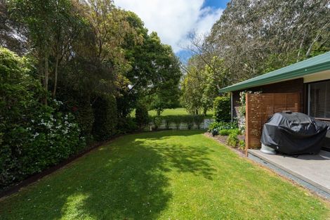 Photo of property in 28 Kentucky Way, Awapuni, Palmerston North, 4412