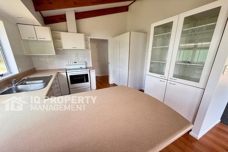 Photo of property in 1/452 Don Buck Road, Massey, Auckland, 0614