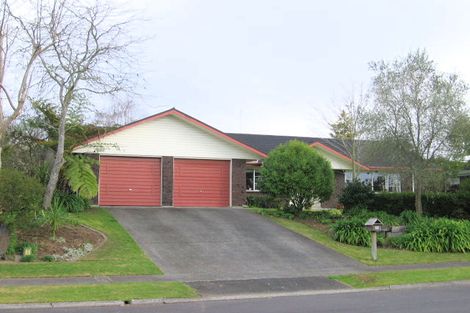 Photo of property in 11 Cattanach Street, St Andrews, Hamilton, 3200