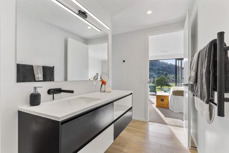 Photo of property in 19 Titoki Lane, Whangamata, 3691