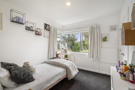 Photo of property in 2/7 Phillip Parade, Forrest Hill, Auckland, 0620