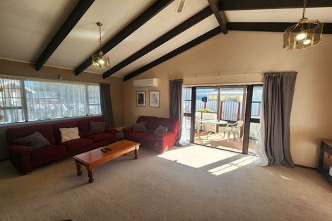 Photo of property in 2 Heatherlea Street, Outer Kaiti, Gisborne, 4010