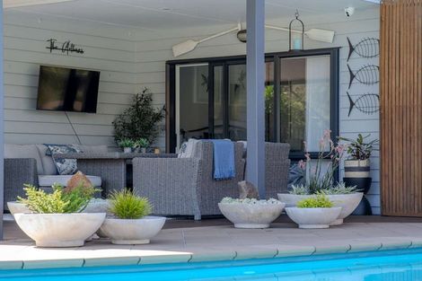 Photo of property in 244 Waimate North Road, Kerikeri, 0293