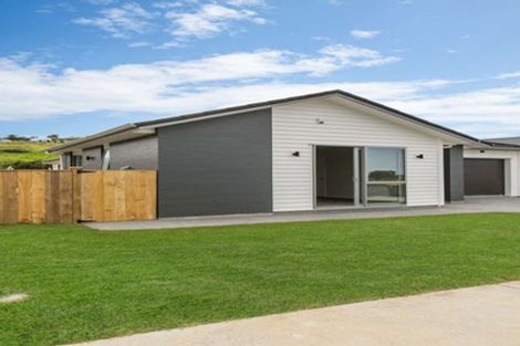 Photo of property in 9 Holcroft Street, Papakura, 2110