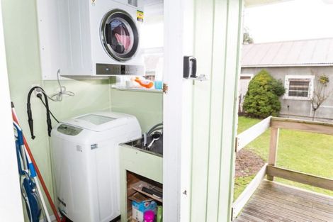 Photo of property in 21 Taradale Road, Dannevirke, 4930