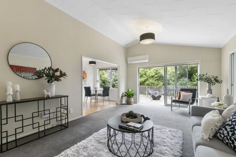 Photo of property in 65 Tirohanga Road, Tirohanga, Lower Hutt, 5010