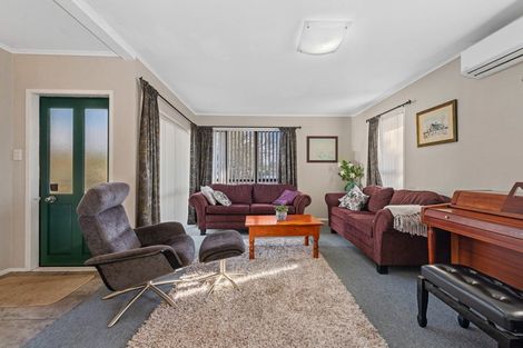 Photo of property in 11 Pandora Avenue, Sunnybrook, Rotorua, 3015