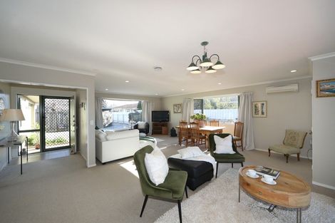 Photo of property in 804a Victoria Street, Parkvale, Hastings, 4122
