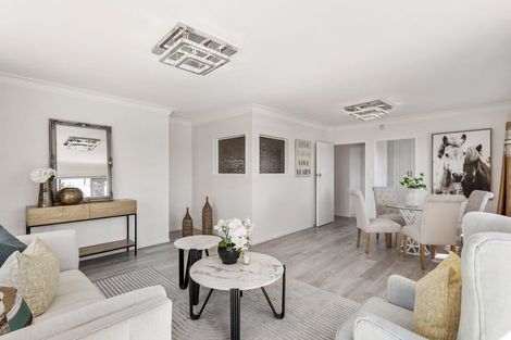 Photo of property in 1/100 Titirangi Road, New Lynn, Auckland, 0600