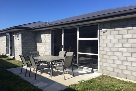 Photo of property in 22 Kanono Close, Papamoa Beach, Papamoa, 3118