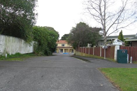 Photo of property in 32 Clifton Terrace, Fitzherbert, Palmerston North, 4410