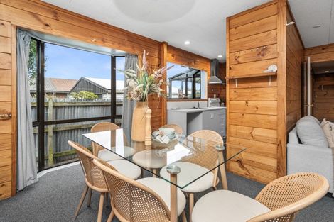 Photo of property in 2/68 Hei Hei Road, Hei Hei, Christchurch, 8042
