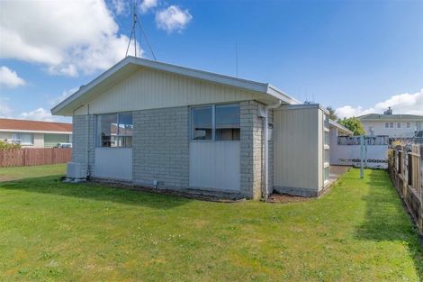 Photo of property in 20 Leslie Place, Deanwell, Hamilton, 3206