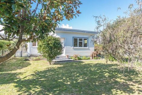 Photo of property in 37 Dale Road, Raumati South, Paraparaumu, 5032