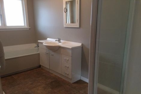 Photo of property in 3/42 Office Road, Merivale, Christchurch, 8014