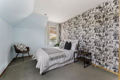 Photo of property in 27 Thornwood Place, Redwood, Christchurch, 8051