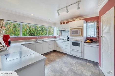 Photo of property in 5 Holden Place, Manukau, Auckland, 2025