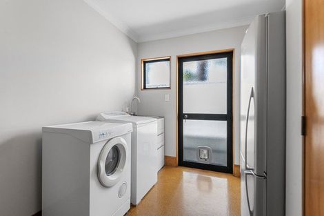 Photo of property in 19 Plateau Heights, Mount Maunganui, 3116