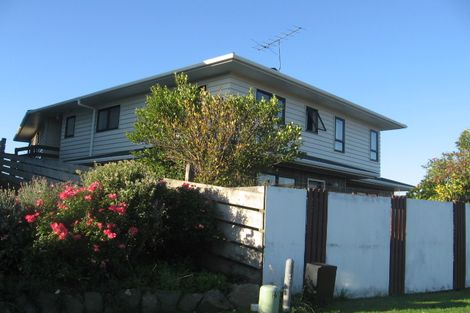 Photo of property in 2 Barque Crescent, Whitby, Porirua, 5024