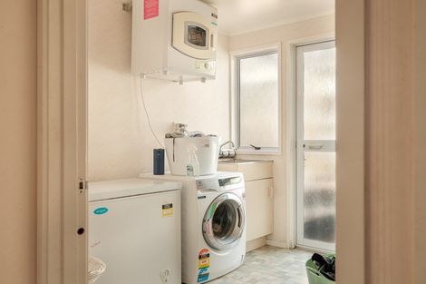 Photo of property in 4 Heatherlea Street, Outer Kaiti, Gisborne, 4010